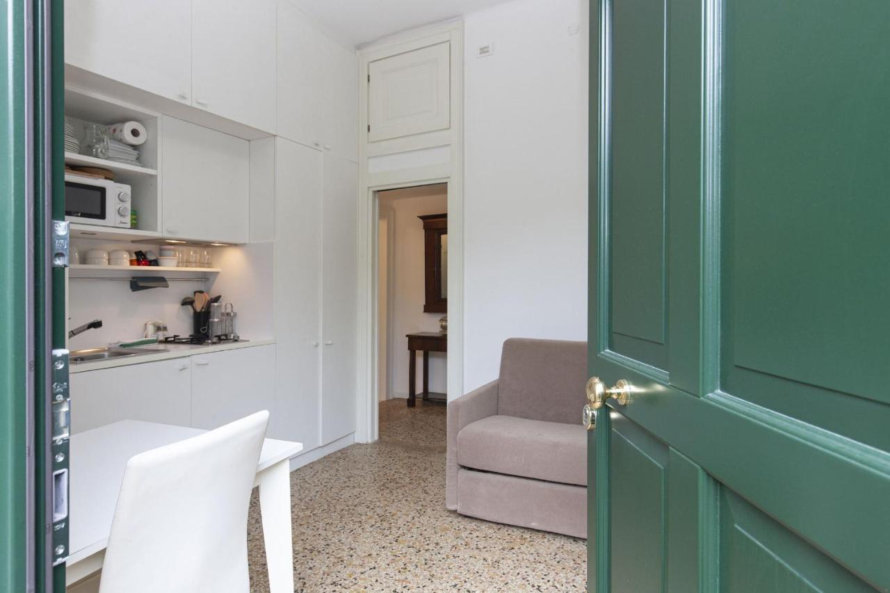 Santa Marta By Halldis Venezia