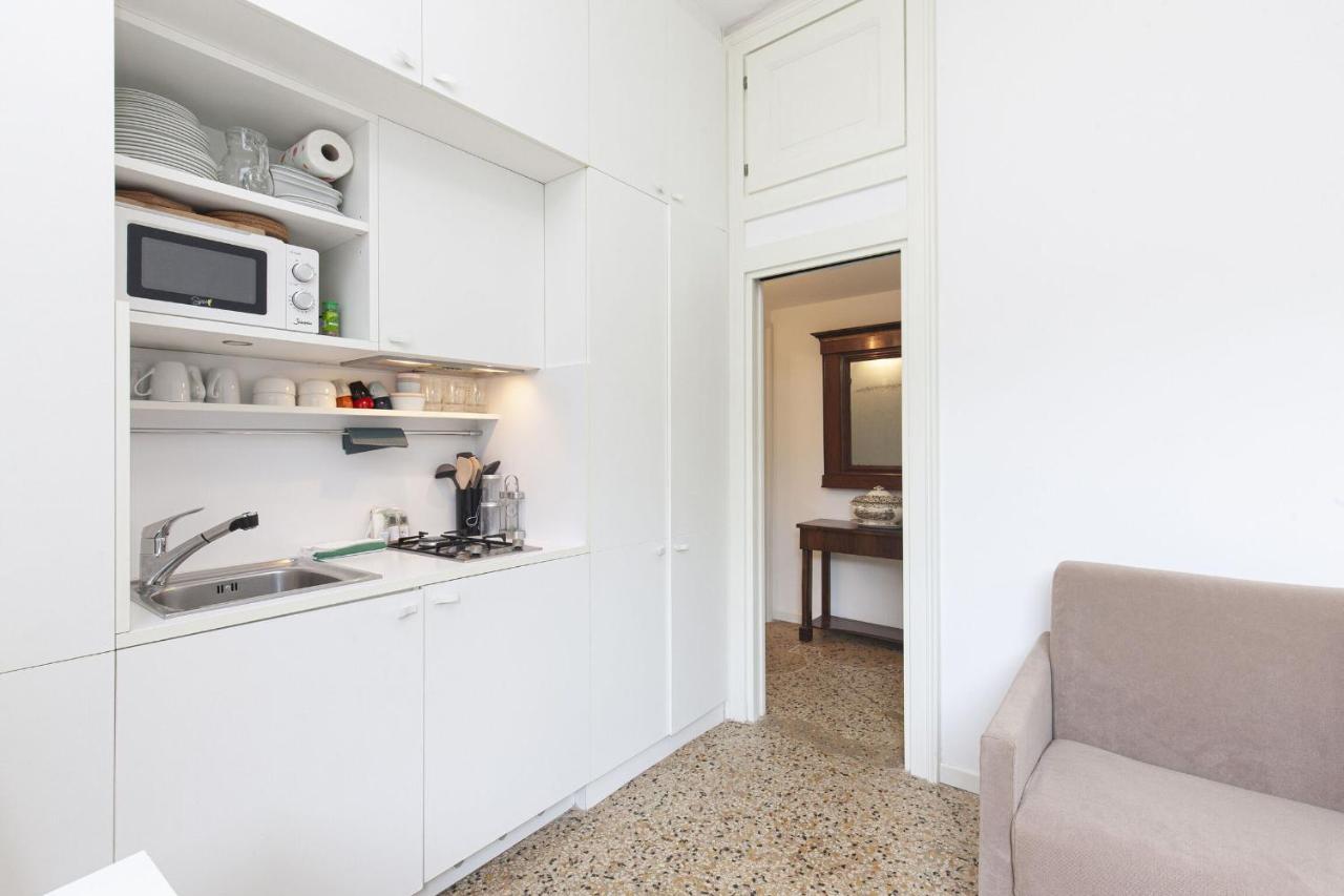 Santa Marta By Halldis Venezia