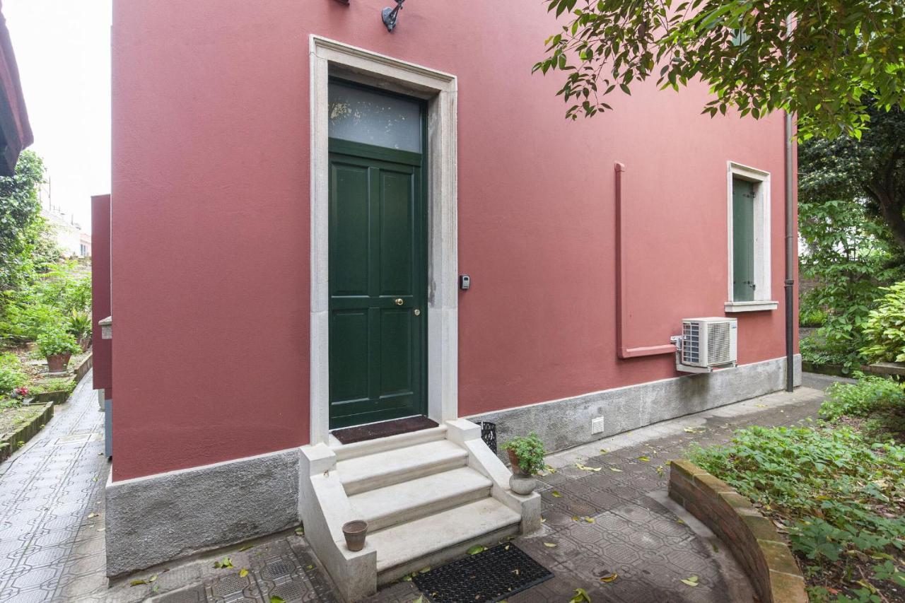 Santa Marta By Halldis Apartment Venedig